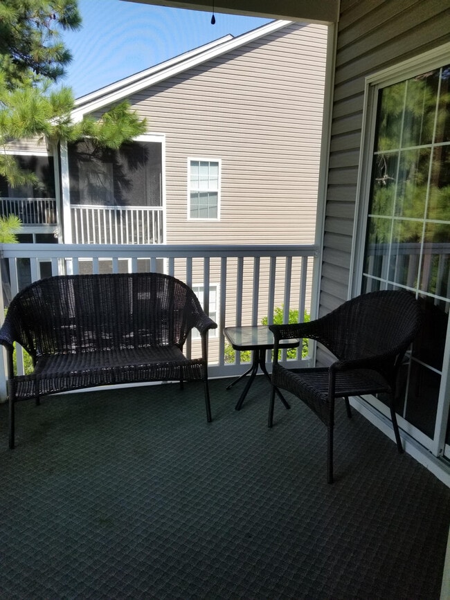 Building Photo - 889 Palmetto Trail