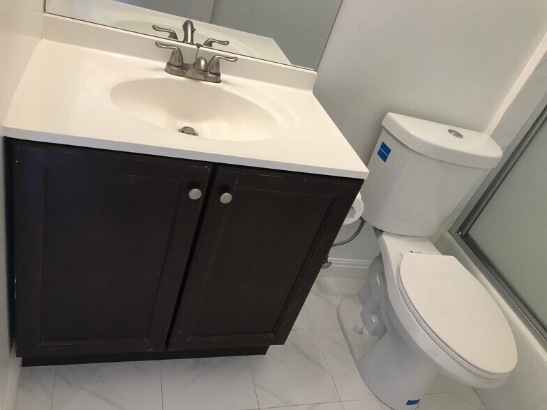 Master Bathroom - 1730 Camden Ave