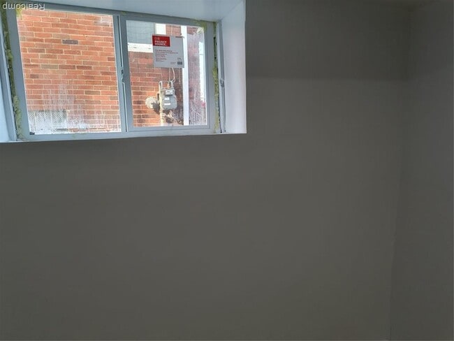 Building Photo - 18080 Westphalia St