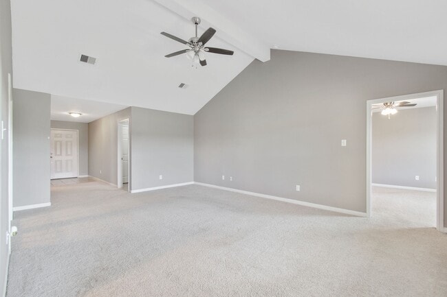 Building Photo - 31007 E Lost Creek Blvd