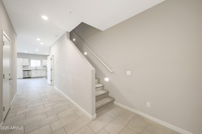 Building Photo - 8323 N 22nd Dr