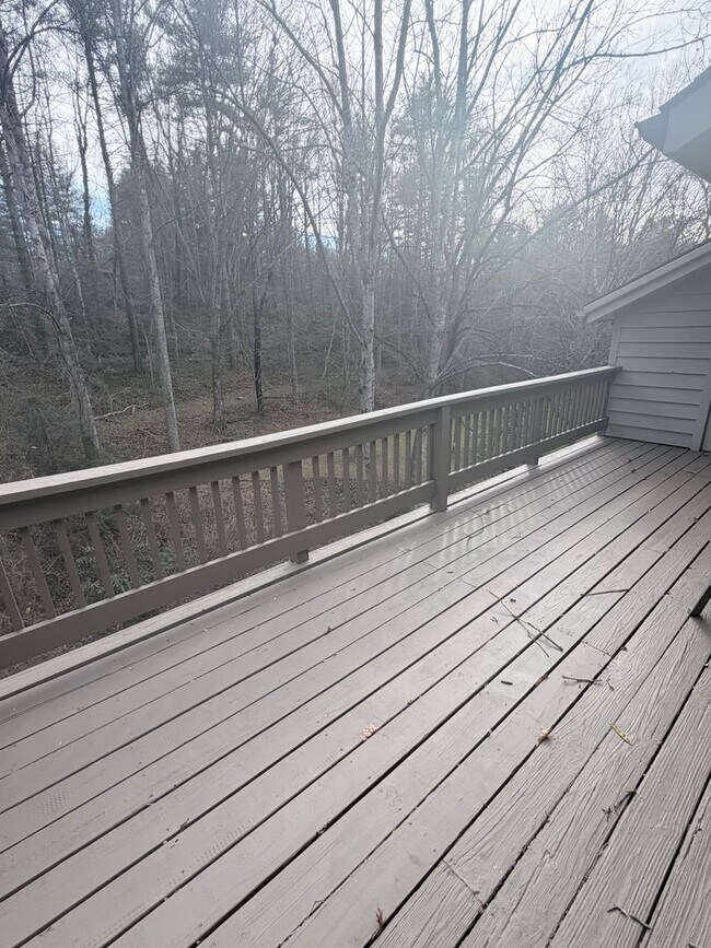 Building Photo - Great Location - 2 Bed, 2 Bath Condo Available Now!