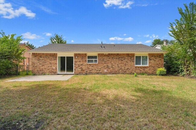Building Photo - 1317 California Trail
