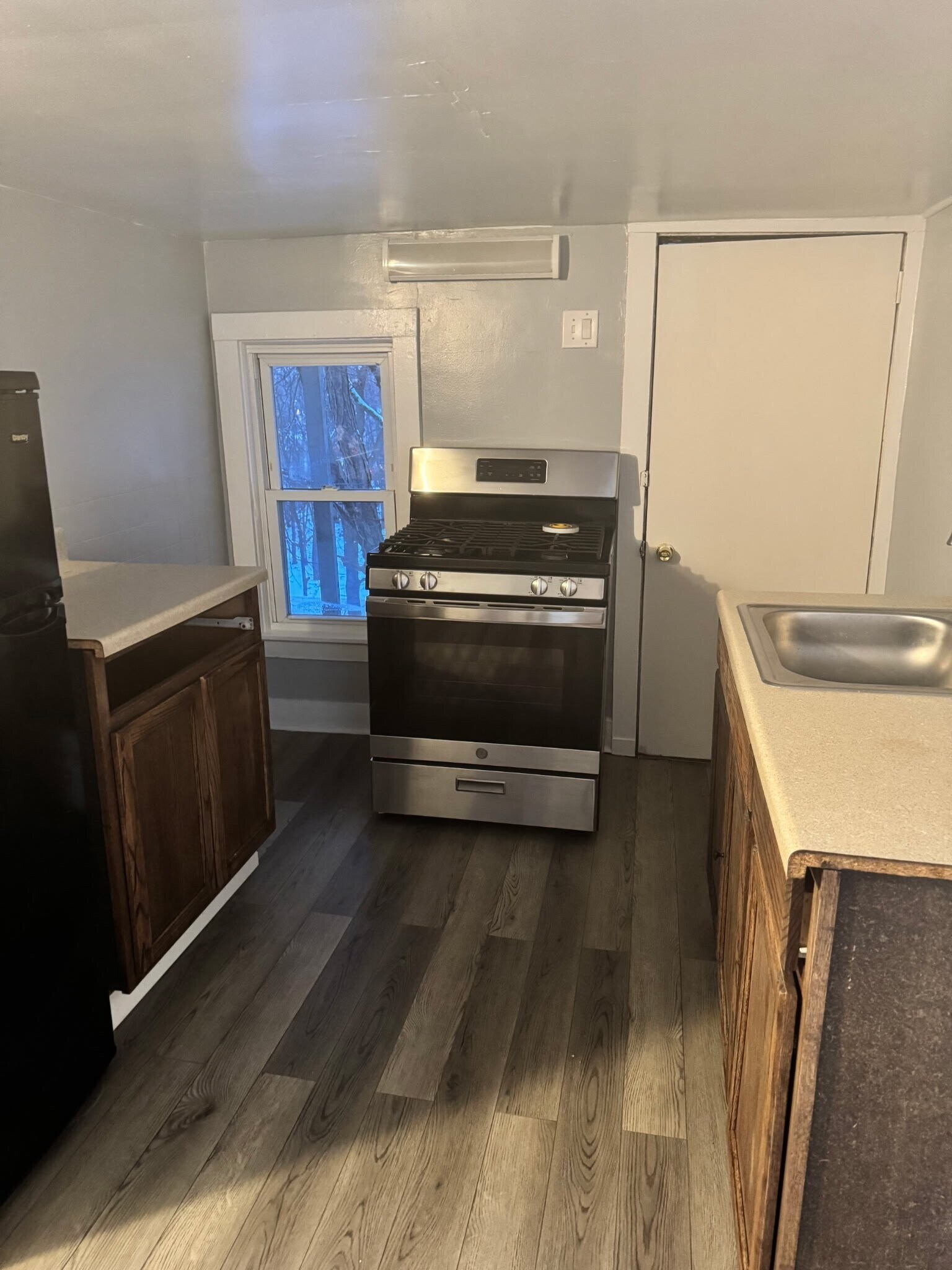 Building Photo - 82 Park Ave