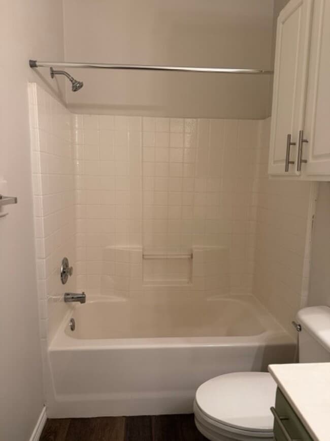 Building Photo - 1401 Bagby Ave