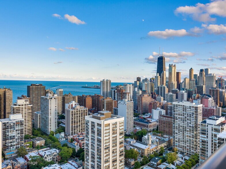 Building Photo - 1560 N Sandburg Ter