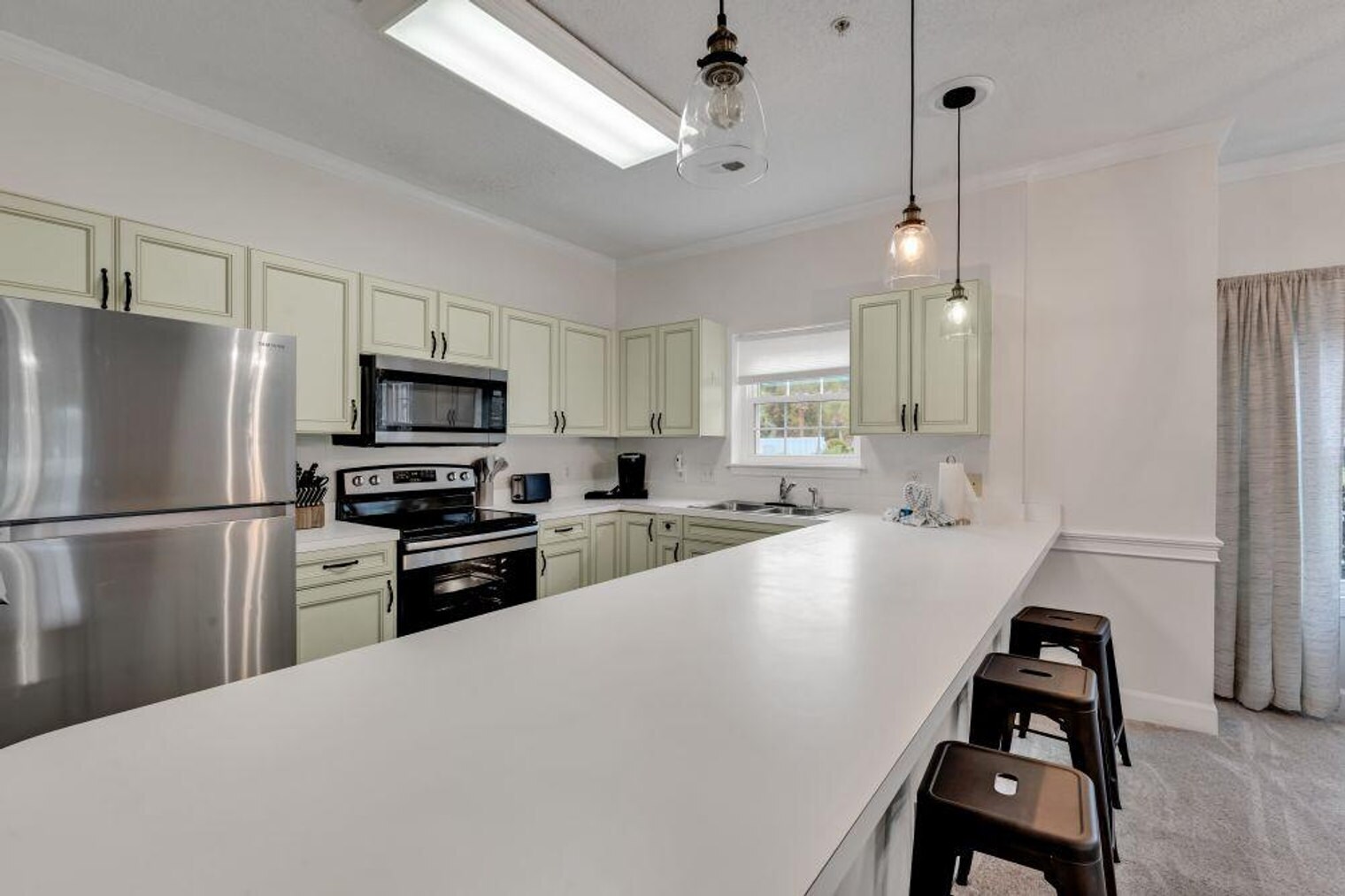 Building Photo - 4815 Orchid Way