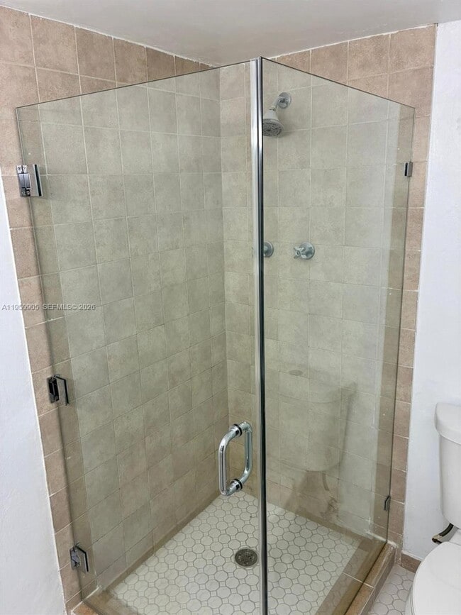 Building Photo - 1450 NE 191st St