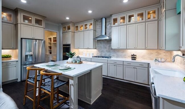 Building Photo - Brand NEW 5 bedroom house in Bellmoore Par...