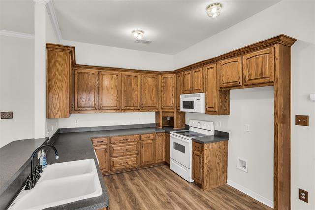 Building Photo - 233 Cobblestone Cir