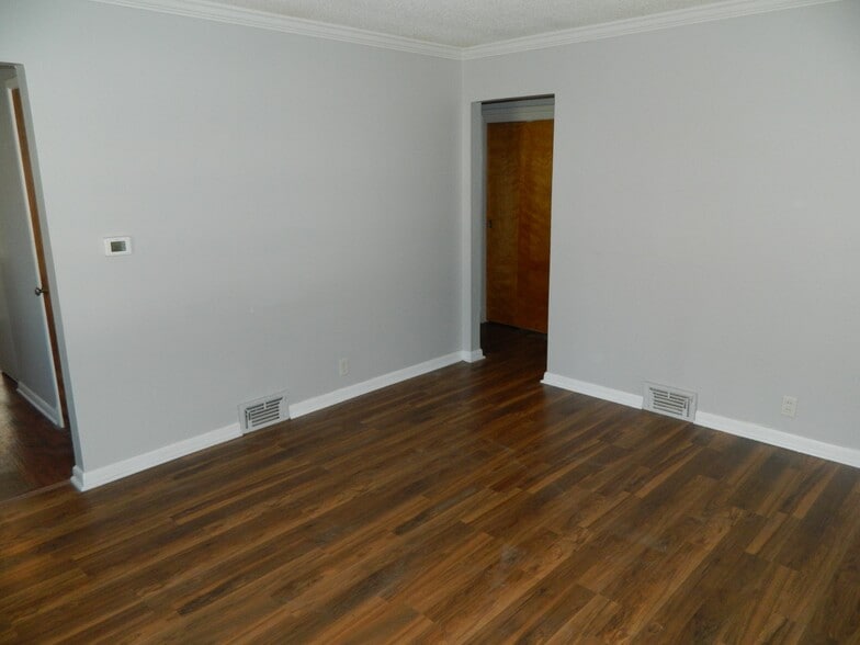 Building Photo - 1145 65th St