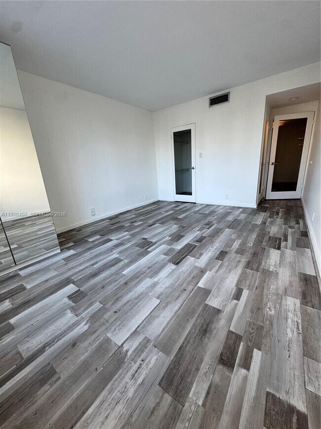 Building Photo - 3301 NE 5th Ave