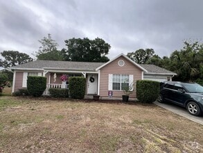 Building Photo - Sebastian Home
