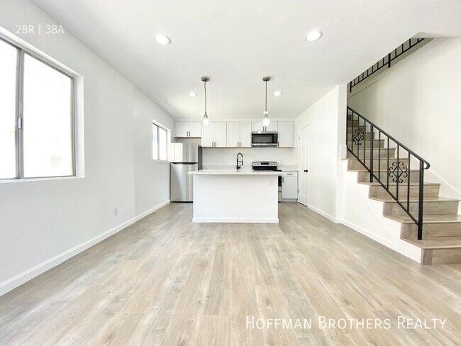 Building Photo - 1206 S Holt Ave