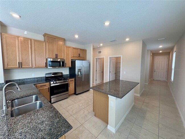 Building Photo - 16439 Paynes Ml Dr