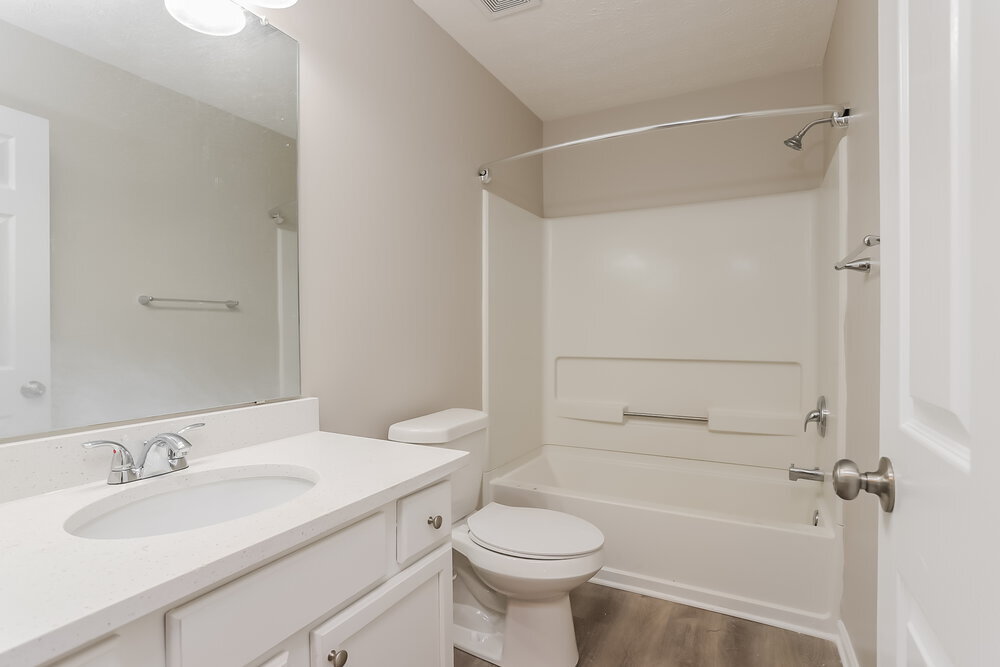 Building Photo - 733 Sinclair Way