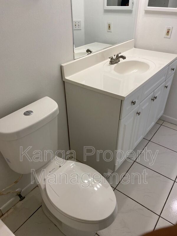 Building Photo - 11405 NW 35th St