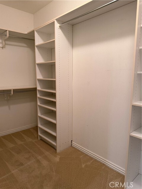 Building Photo - 5 Stonegate