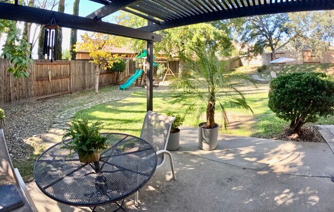 Building Photo - 4929 Chelsea Glen Ct