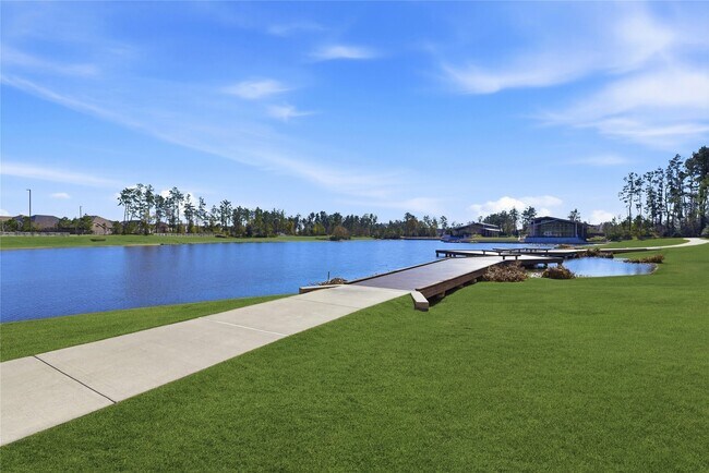 Building Photo - 15314 Viviente Dr