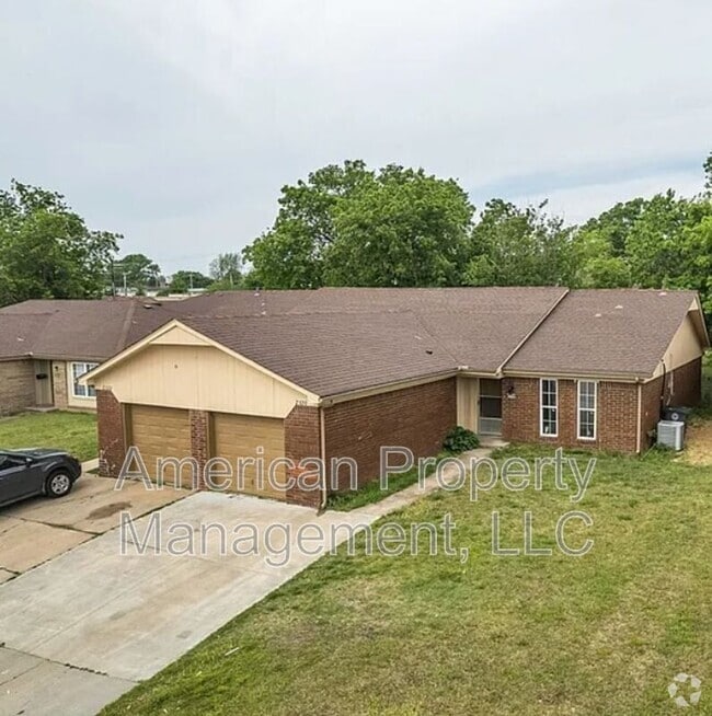 Building Photo - 2320 S 84th E Ave