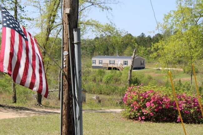 Building Photo - 818 W Grantville Rd