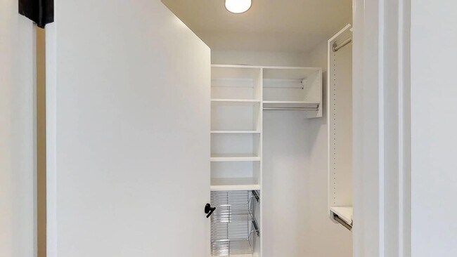 Building Photo - 345 Harrison Ave