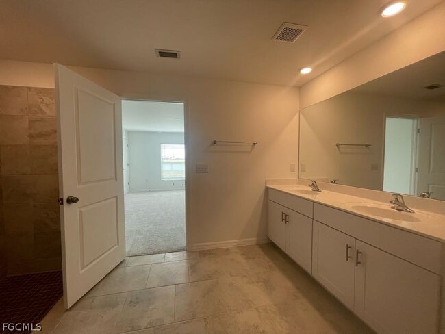 Building Photo - 17121 Parma Ct