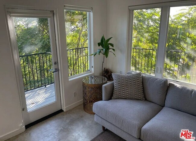 Building Photo - 3320 Two Tree Ave