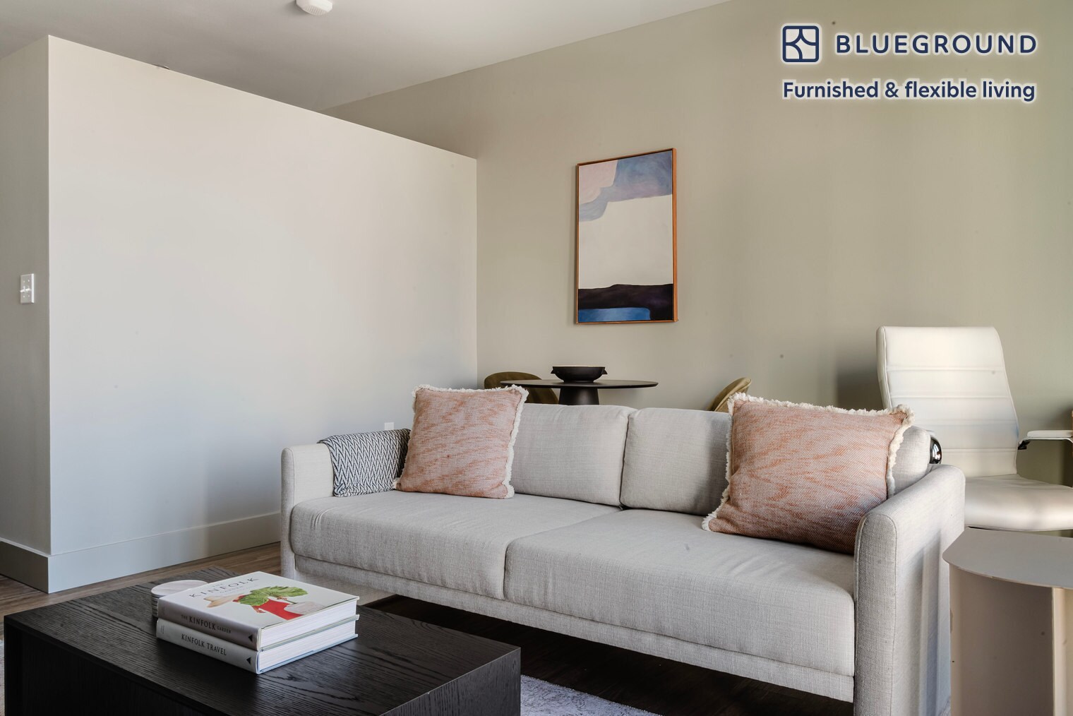 Building Photo - 104 12th Ave