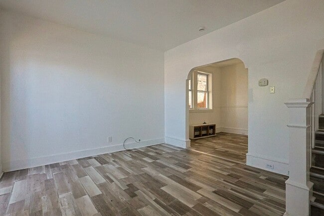 Building Photo - 3636 Winchester Ave