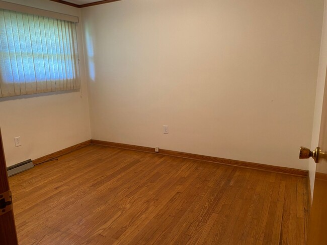 Building Photo - Brick Ranch