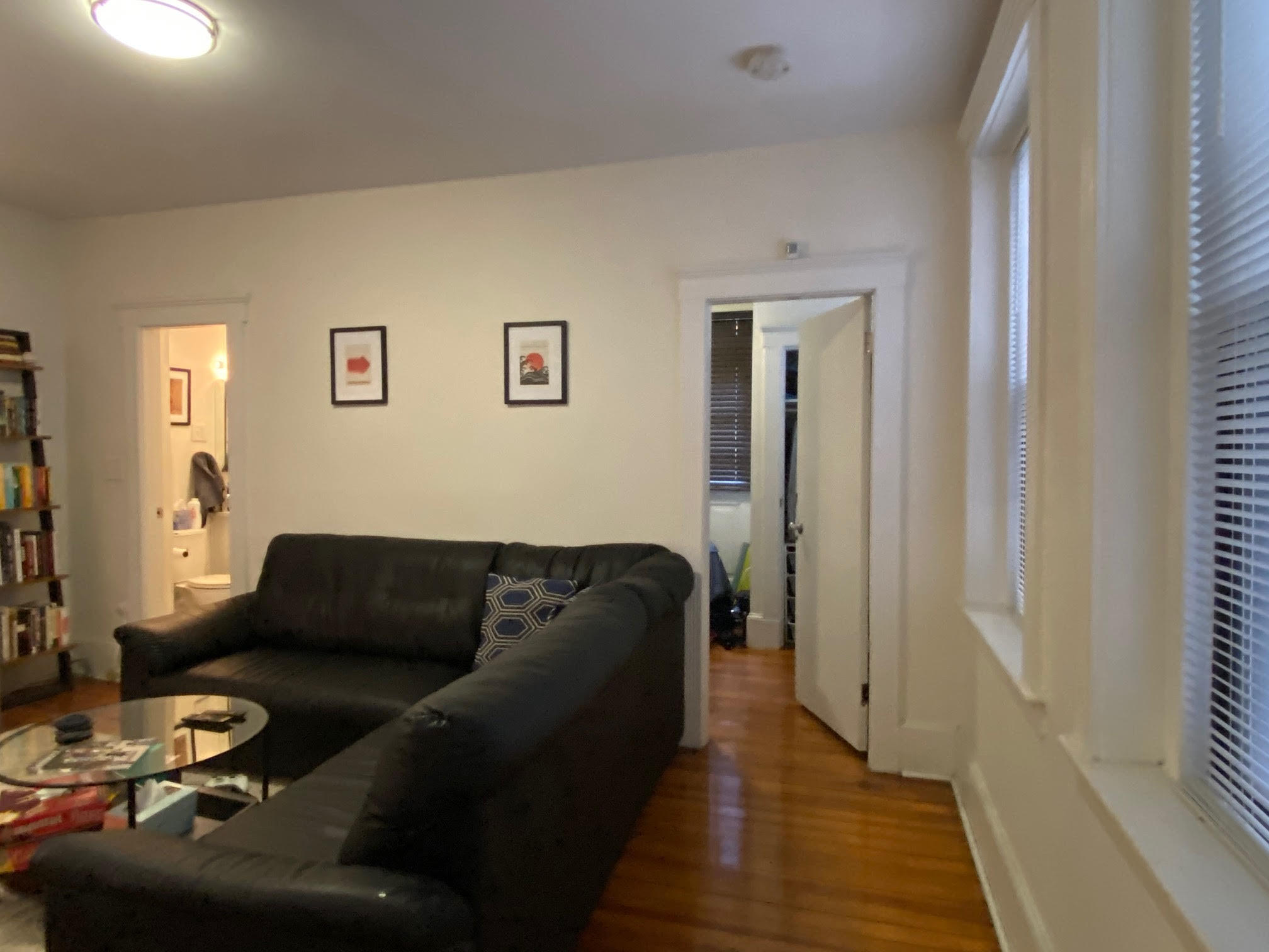 Building Photo - 43 Joy St