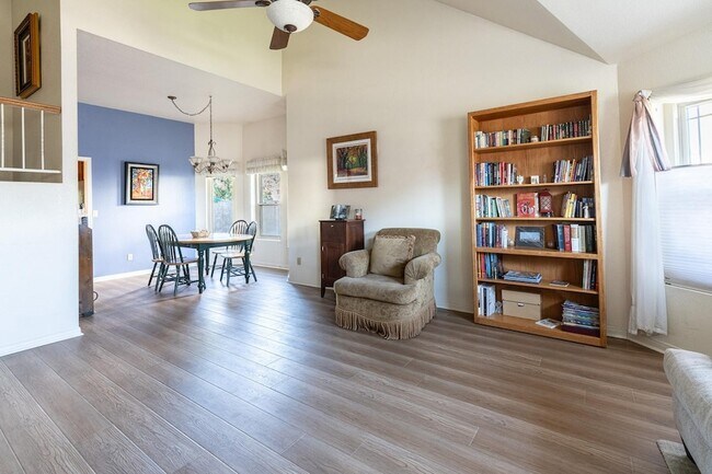 Building Photo - 2434 W Lompoc Ave