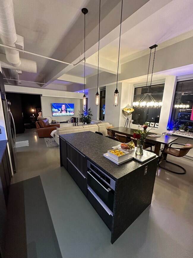 Building Photo - Laconia Lofts