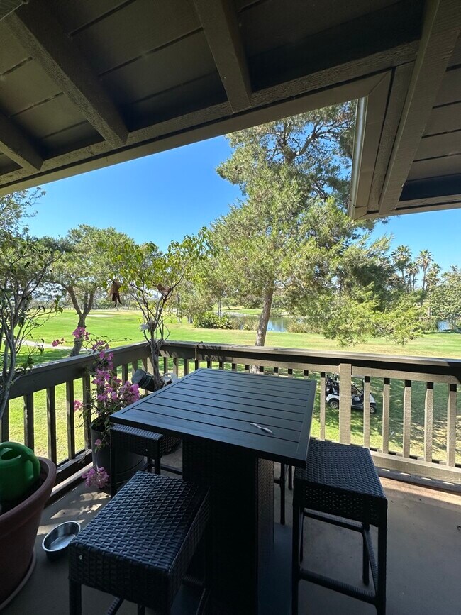 Building Photo - 14 Lago Norte