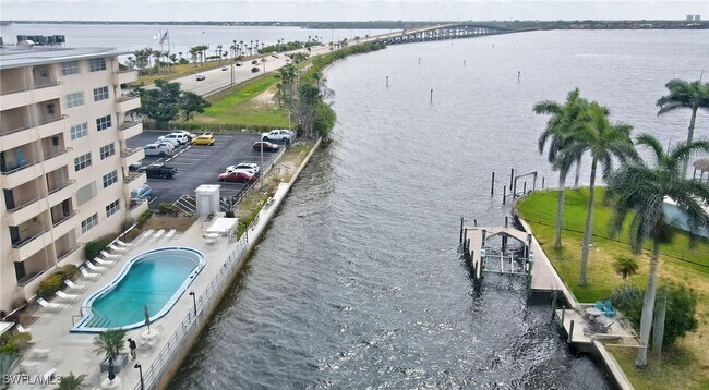 Building Photo - 1766 Cape Coral Pkwy E