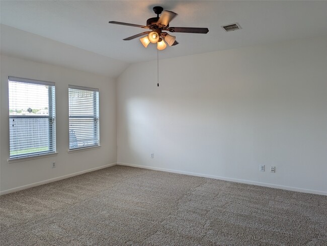 Building Photo - 5618 Savannah Woods Ln