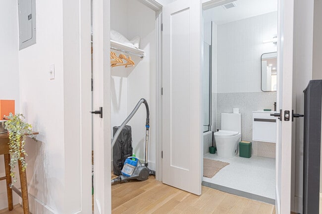 Building Photo - 1255 Decatur St