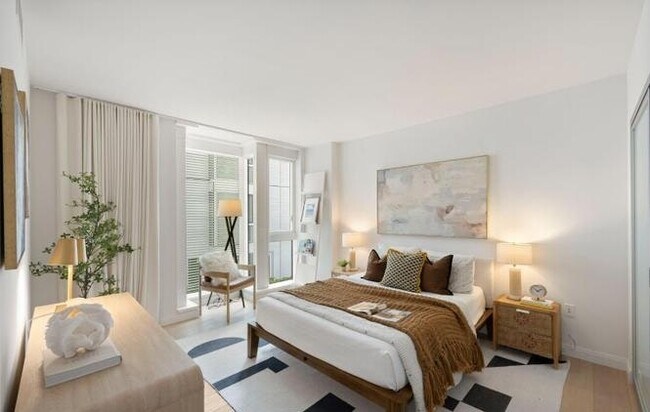 Building Photo - 555 Fulton St