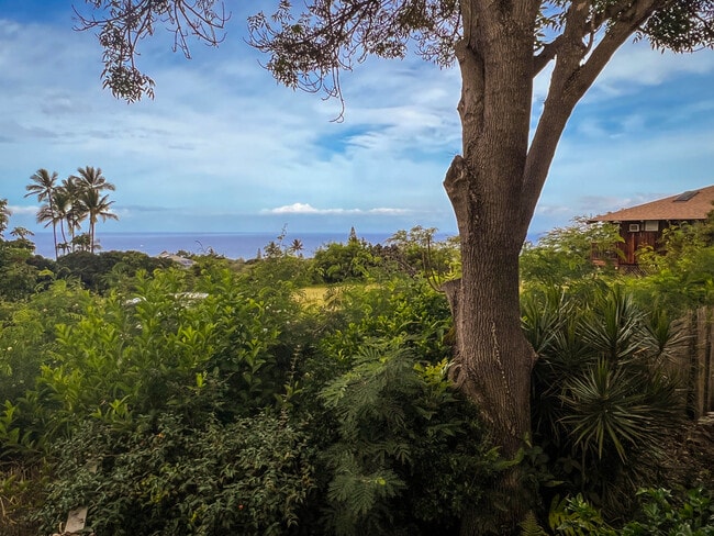 Building Photo - 628 Mililani Pl