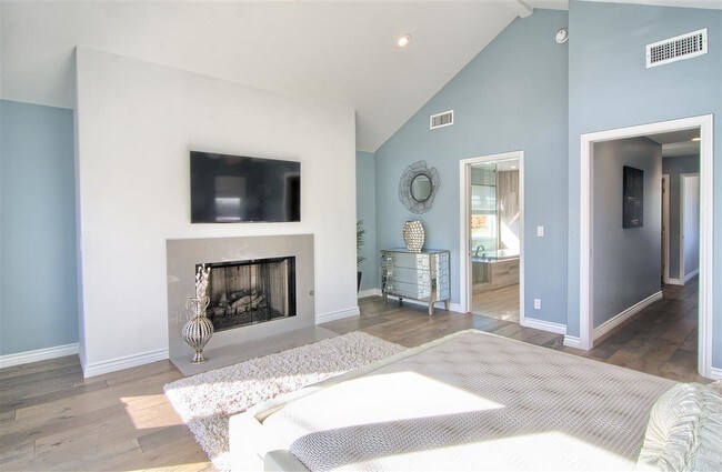 Building Photo - 2906 2nd St