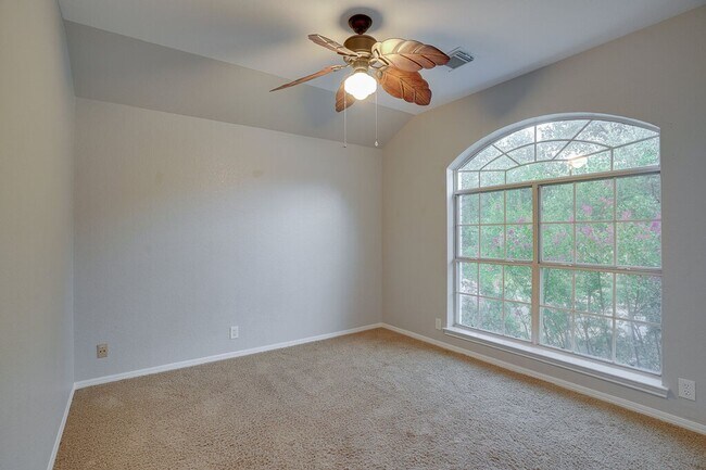 Building Photo - 10218 Scull Creek Dr