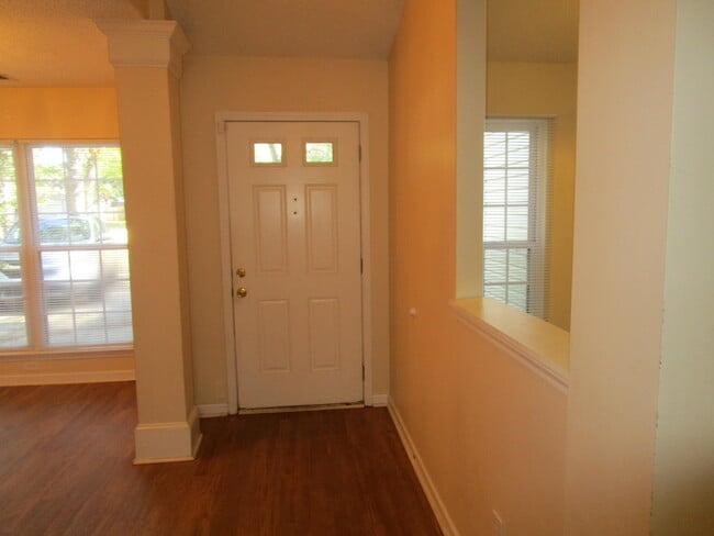 Building Photo - 1350 Monterey Dr