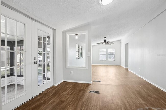 Building Photo - 3121 Briar St