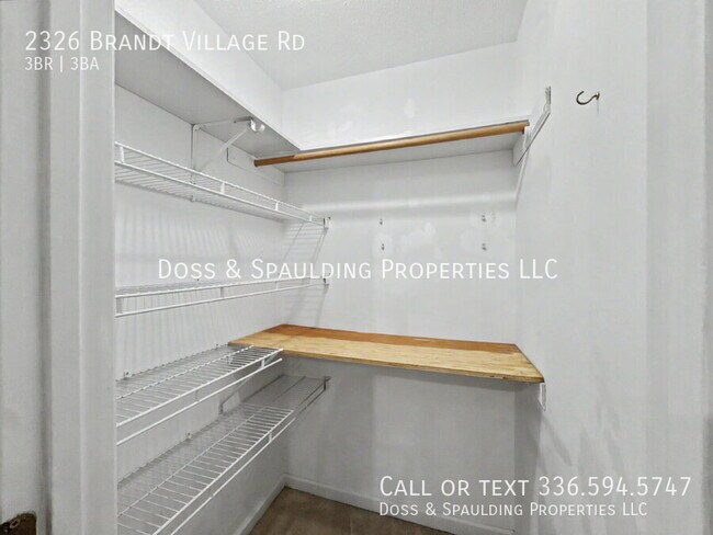 Building Photo - 2326 Brandt Village