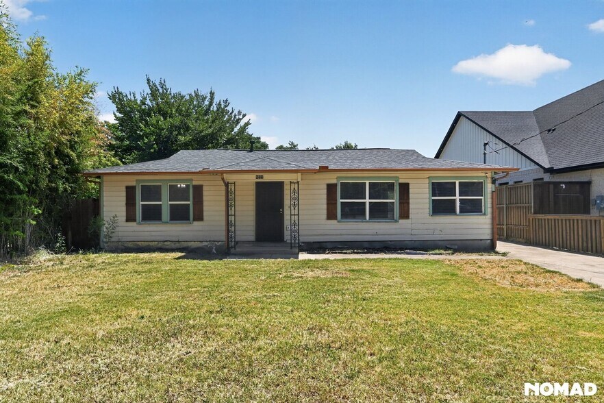 Building Photo - 4022 Baker Ave