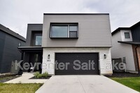 Building Photo - 462 W 620 N