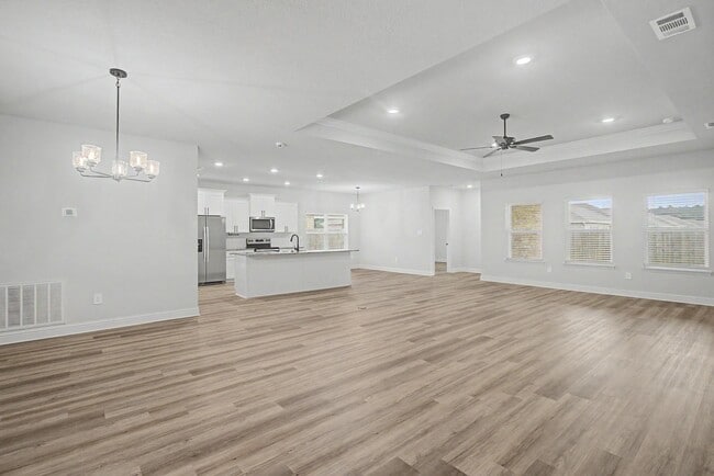 Building Photo - 13569 Sarus Dr