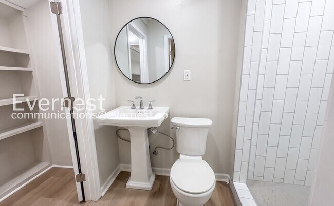 Building Photo - 4-Bed/2-Bath/Pet Friendly/Available Soon!